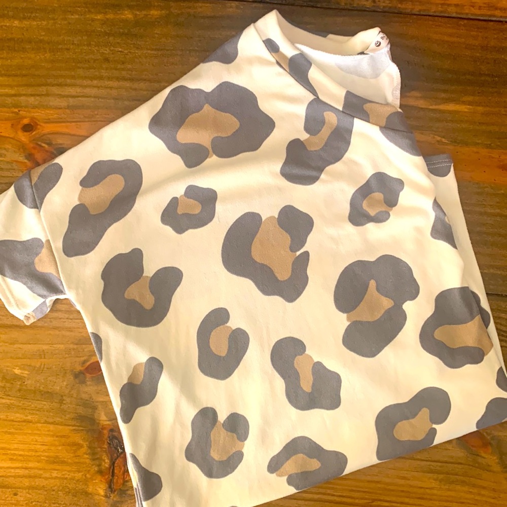 ✨EUC Bombom women’s oversized top Size L